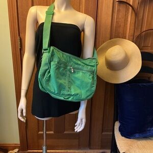 Stylish Oxford Green Crossbody Bag